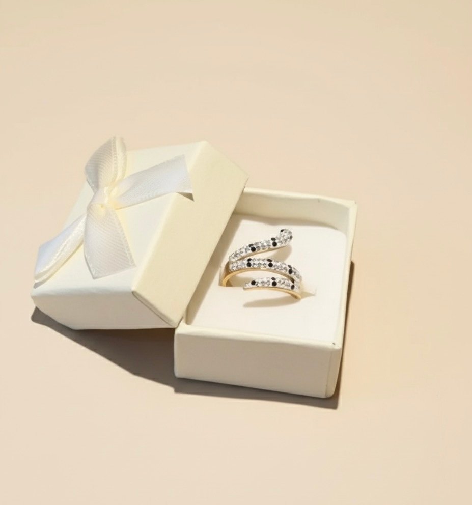 Bague serpent blanc pour femme